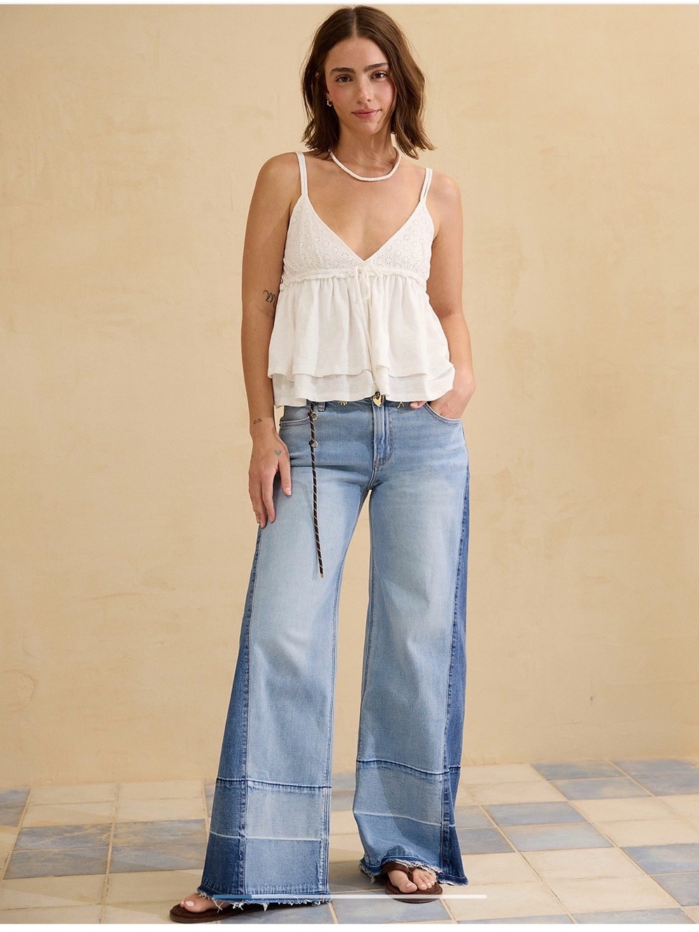 American Eagle - Dreamy Drape Low rise baggy jeans